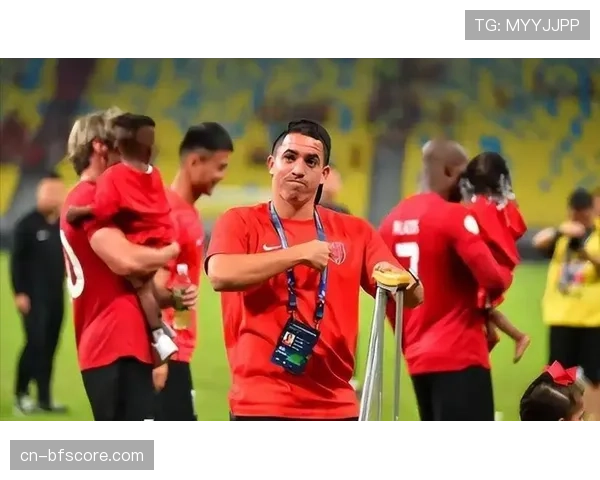 成都蓉城控球率与射门数双高 罗慕洛调度保障进攻持续性